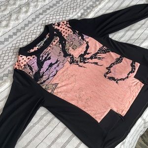 Graphic print peach lavender black sweatshirt medium
